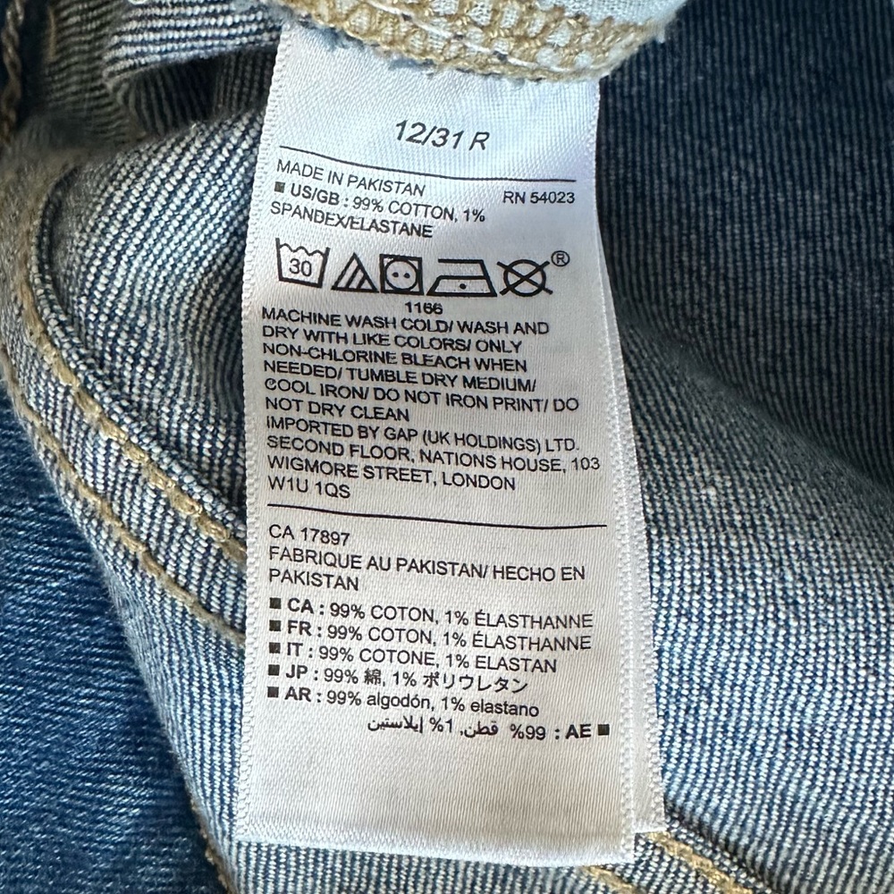 Gap Floral Embroidered Girlfriend Jeans - Picture 9 of 9